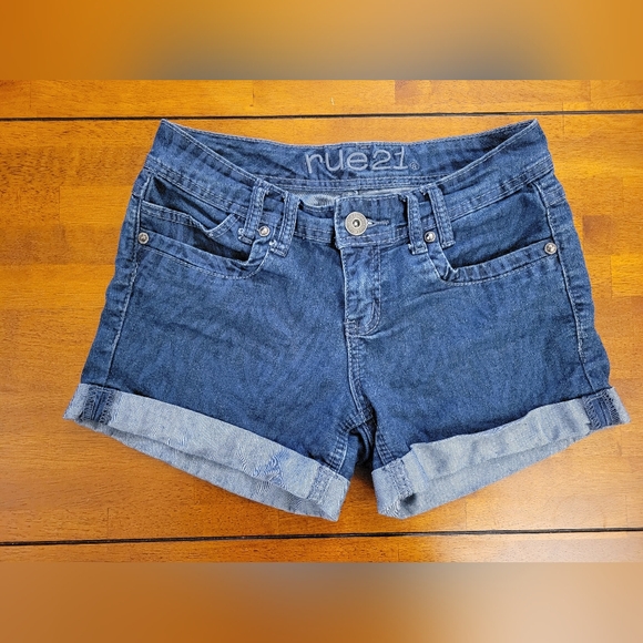 Rue21 Pants - rue 21 blue jean shorts, size curvy 3/4
